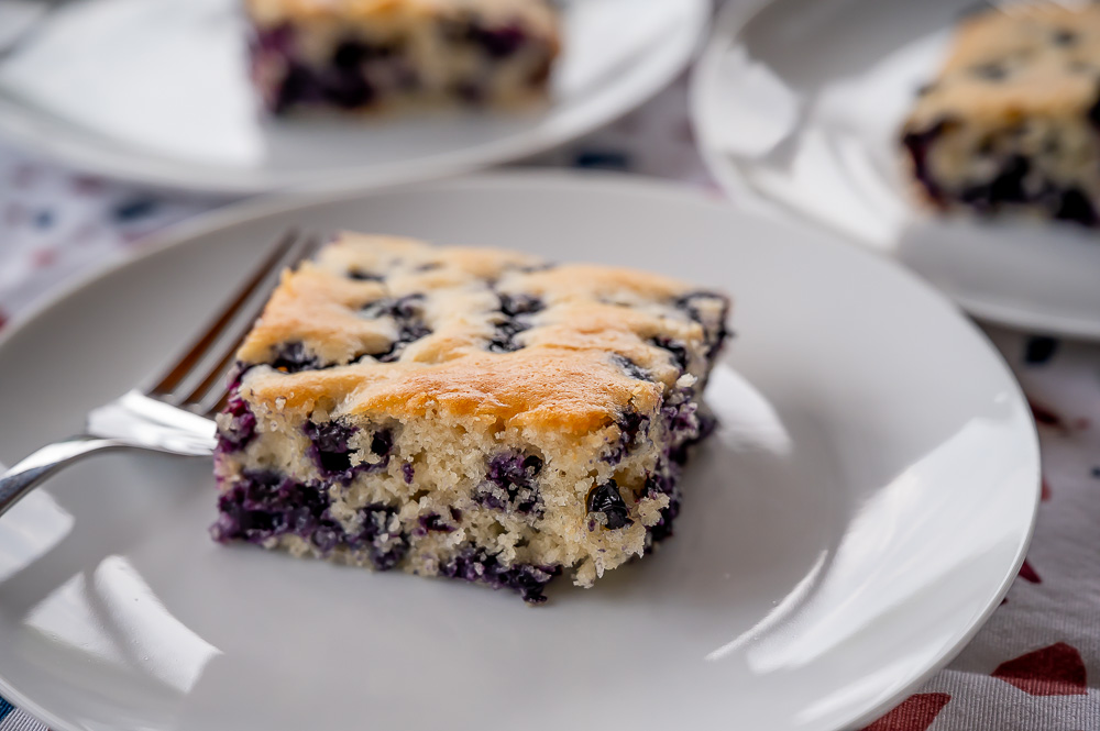Vegan Blueberry Cake (easy recipe)